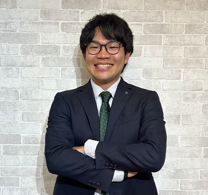マーケティング部　ESチーム　新卒　2021年入社